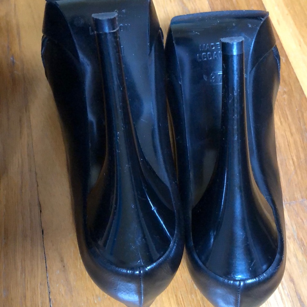 🎉HP🎉Like-New Black leather Open Toe platform 5” shoes - Picture 3 of 8